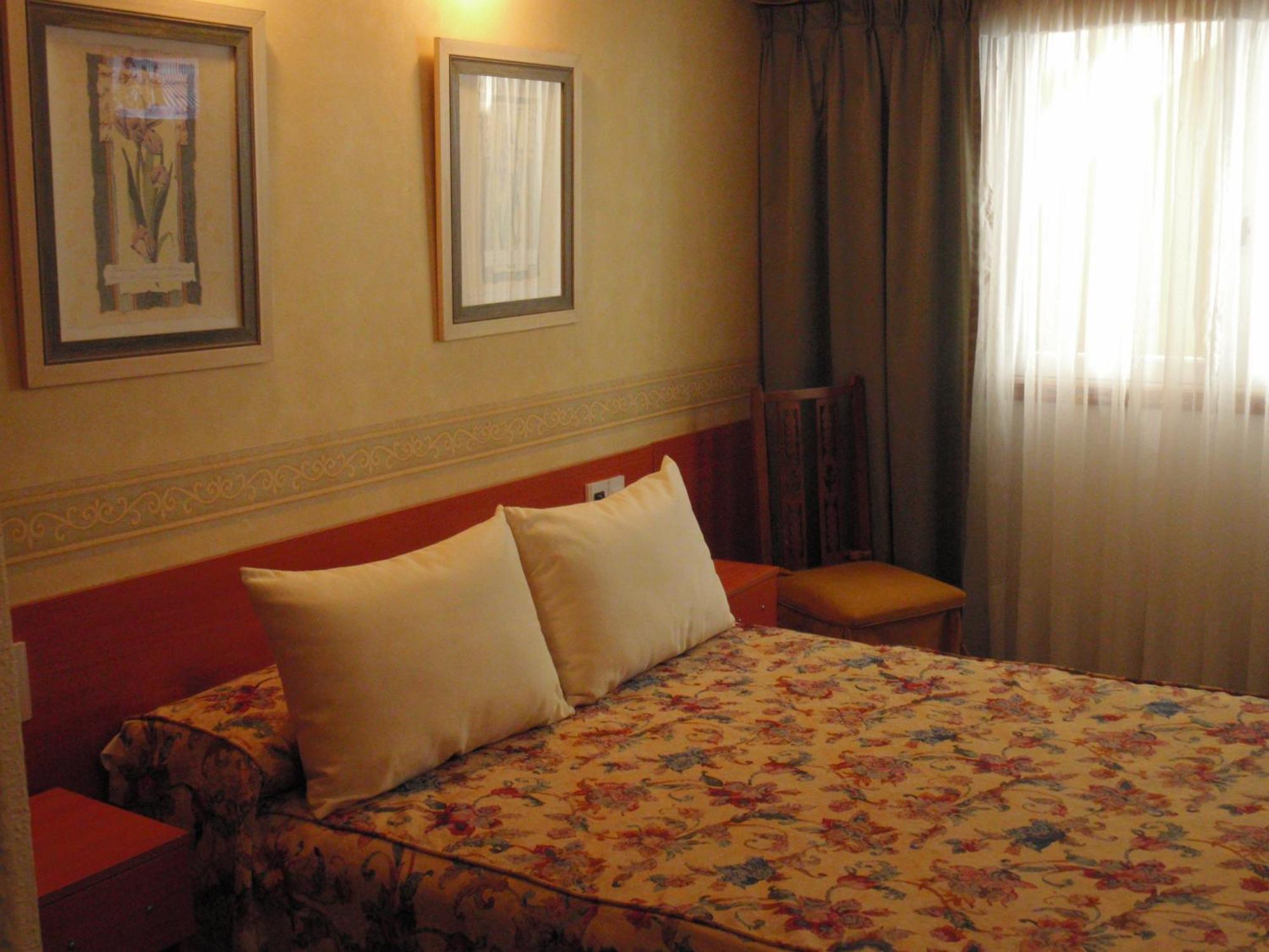 Hotel Esmeralda Select マル・デル・プラタ エクステリア 写真